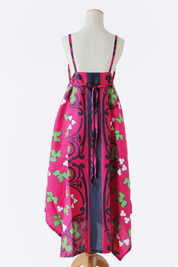 布地　エスニック柄　ワンピース